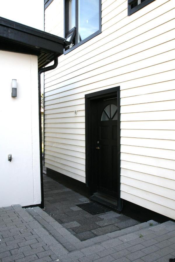 Spacious & Refurbished 1 Bedroom Apartment In Suburban Reykjavik Garthabaer Ngoại thất bức ảnh
